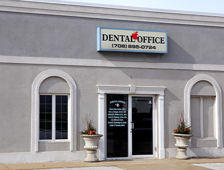 Apple Dentistry | Dentures, Dental Fillings and Veneers